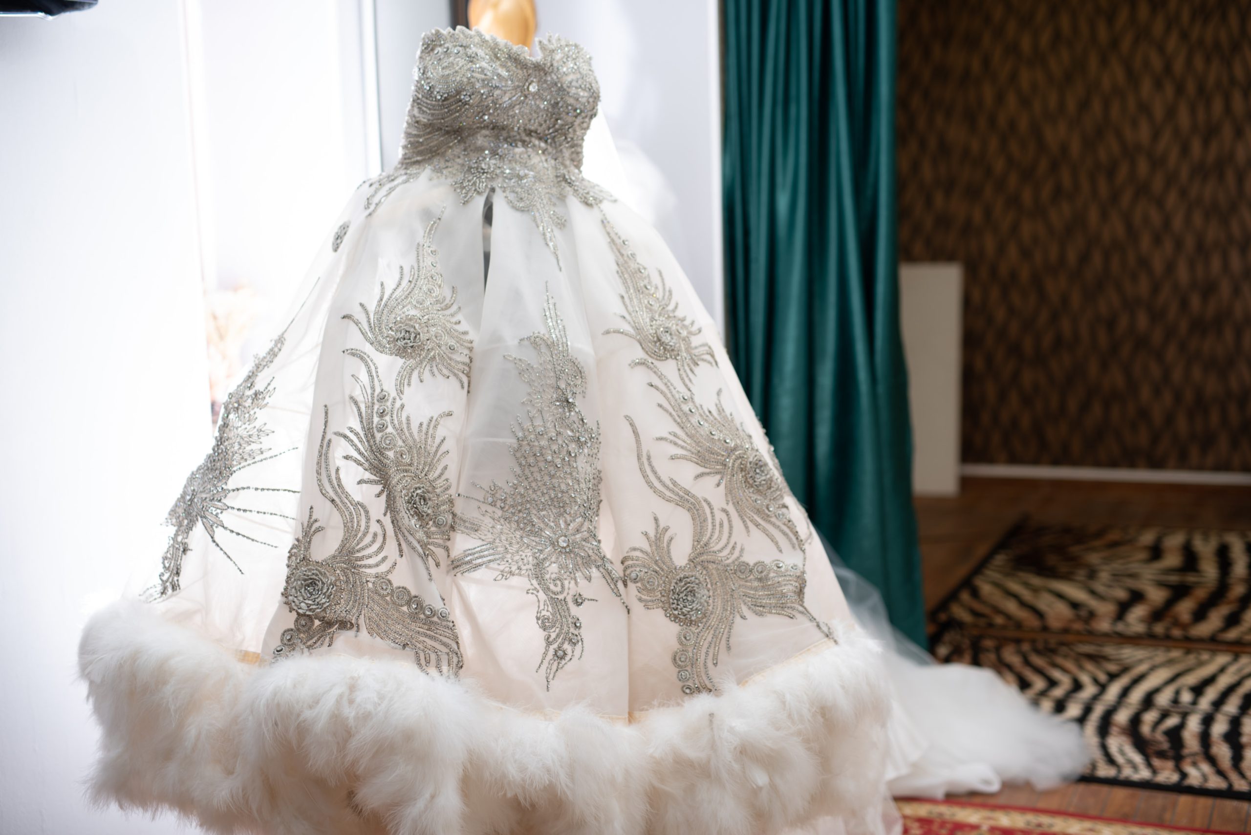 Stardust Elegance - Rochie de Mireasa Radianta Stardust Elegance - Rochie de Mireasa Radianta